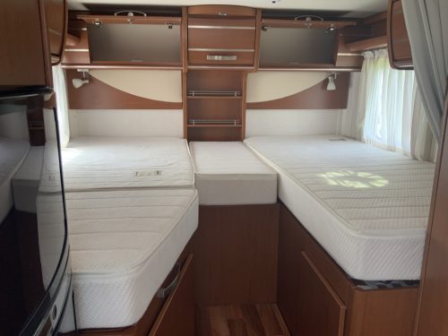 Hymer Exsis-I 674 EX 2.3 MultiJet 160 HP, A-class, Motor-airco, 2 Single beds, Pop-top roof bed, Garage, Towing hitch, etc, etc. Camper centrum on the road photo: 8