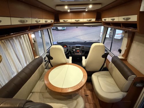 Hymer B678 Single beds-Alde-Air suspension photo: 1