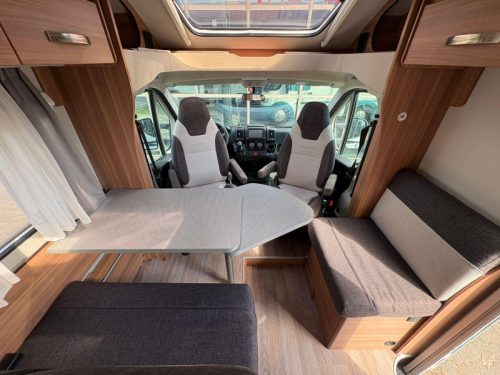 Weinsberg CaraSuite 700 MEG Lits Jumeaux,Lit escamotable,Climatisation photo : 11