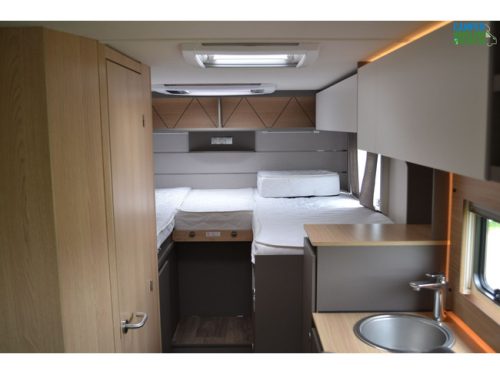 LMC Tourer Lift 664G photo: 15