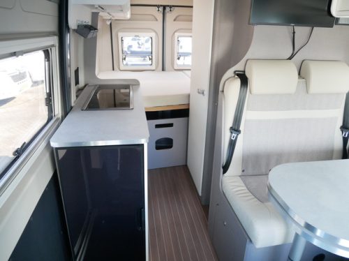 Etrusco (Laika) 600 DB Complete Selection, 6 Meter Van conversion Automatic photo: 11
