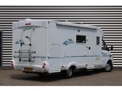 Pilote Reference Mercedes 155PS Garage TV  Foto: 2