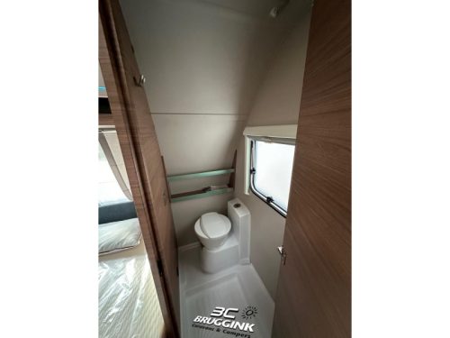 Knaus Sport 450 FU Franz&ouml;sisches Bett Fu&szlig;bodenheizung Foto: 9
