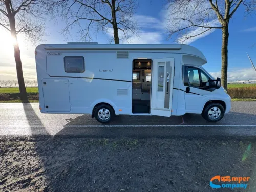 Dethleffs Trend T 7057 DBL Queensbed / Truma Combi E photo: 6
