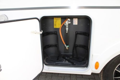 Sun Living S 75 SL by Adria 5 seat belts single beds 67 photo: 3