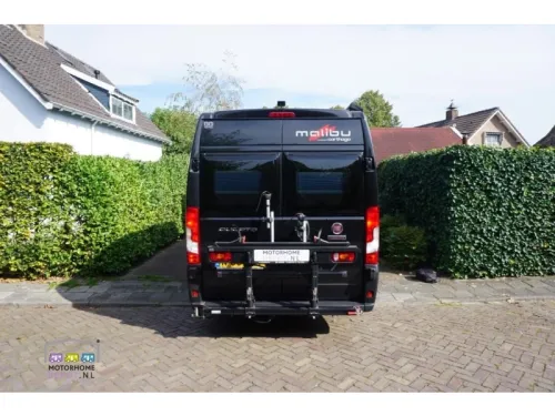 Malibu Charming GT Skyview 640 LERB 9 speed Automatic  photo: 2