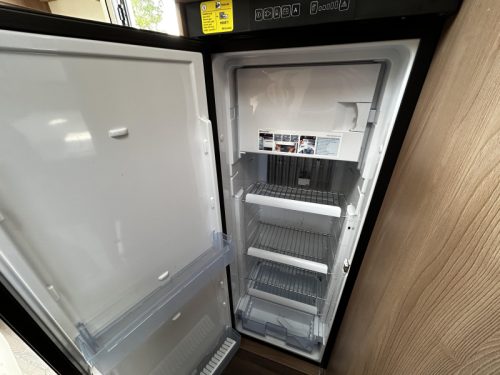 B&uuml;rstner Lyseo 700 T Queensbed/2017/Euro6/6.9M Foto: 16
