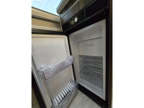 Laika Ecovip 540 CV Compact van camper Pop-top roof photo: 15
