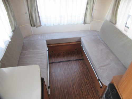 Eriba Touring 320 SEHR KOMPAKT UND MIT RANGIERHILFE Foto: 4