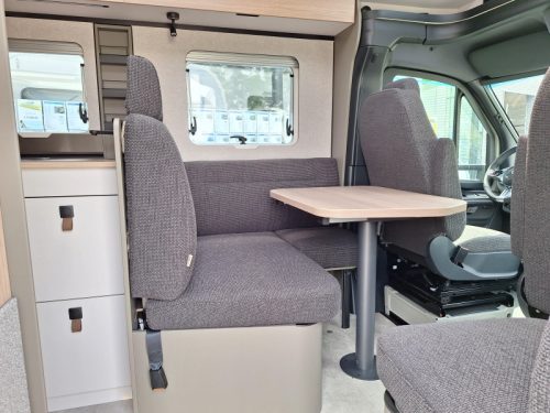 Hymer GT-S 600 XXL BED - LED - STEINGRAU Foto: 4
