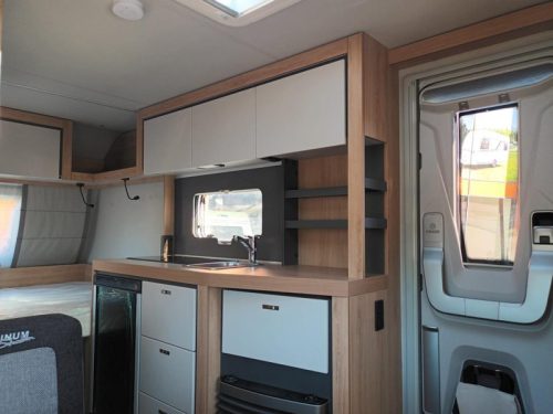 Knaus Sport Platinum 420 QD photo: 2