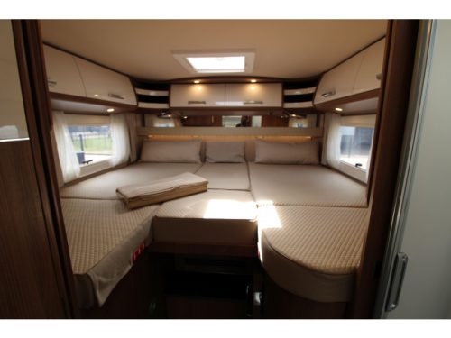 Carthago C-Tourer I 149 LE Single beds Pop-top roof  photo: 35