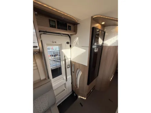 Carthago C1-Tourer 149 LE - MERCEDES SINGLE BEDS photo: 9