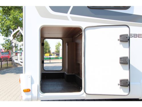 Weinsberg CaraLoft Queen bed + Drop-down bed photo: 8