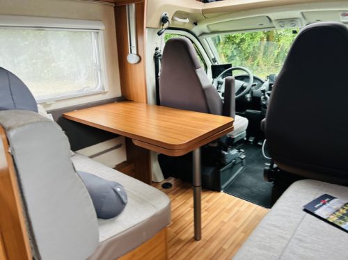 Knaus Sky Wave R21, Single beds and pop-top roof, EURO 5 photo: 3