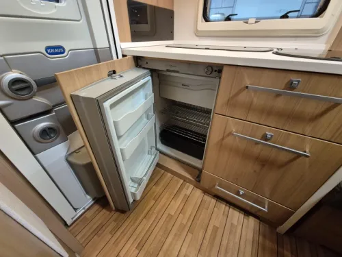 Knaus Sudwind 400 FD Meeneemprijs  foto: 13