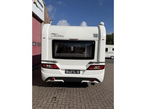 Hobby De Luxe 495 UL Inkl. Rangierhilfe und Markise Foto: 3
