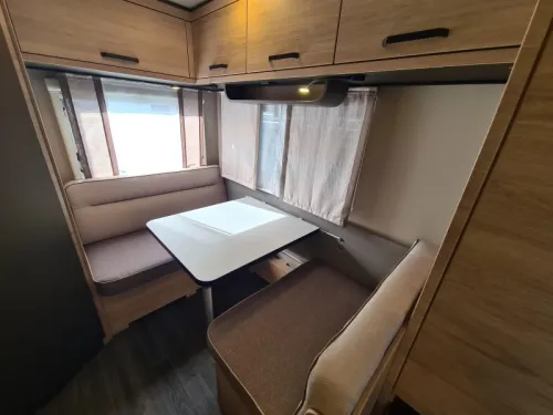 Weinsberg CaraOne Edition HOT 390 QD 2027 Foto: 9