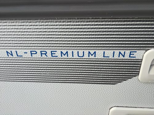 Knaus Sudwind Premium Line 450 FU Mover/Awning/Bike rack photo: 12