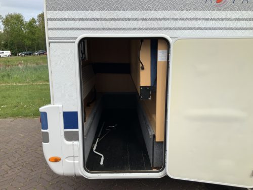 Detlheffs A 5881 Fiat 2.3 130 HP, Alcove, Bunk bed, 5 seats and 6 berths, Shows signs of use, Year 2007 Camper centrum on the road photo: 29