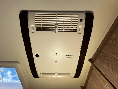 B&uuml;rstner Lyseo M Harmony Line 660 Fransbed/Automat/2020!  Foto: 24