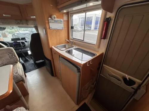 DueErre Escape 391 125HP Roof air conditioning 4-person photo: 11