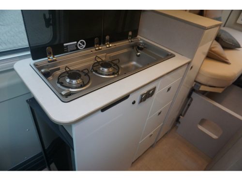 B&uuml;rstner Delfin C 621 Renault photo: 15