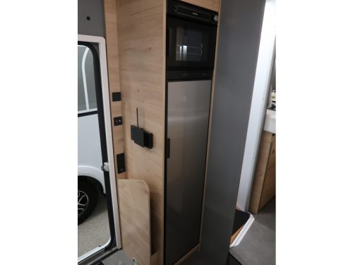 Dethleffs Just Camp T 7052 EBL FACE TO FACE AUTOMAAT  Foto: 8