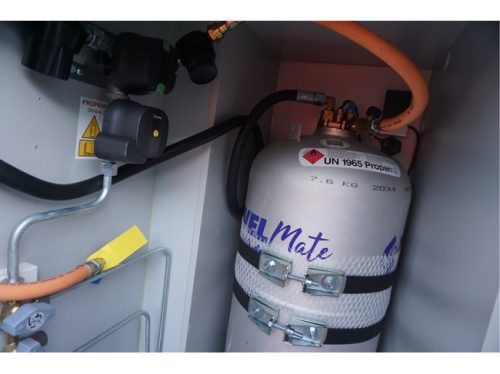 mooveo 60EB Prestige 140pk + Einzelbetten/ Lithium/ LPG/ TV/ Anh&auml;ngerkupplung/ Wechselrichter/ Garantie! Foto: 21