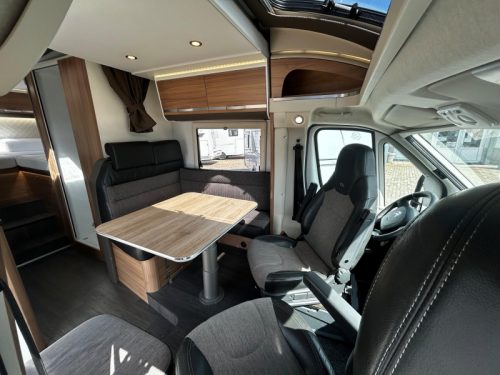 Adria Matrix Axess 600 SL Single beds - Drop-down bed photo: 8