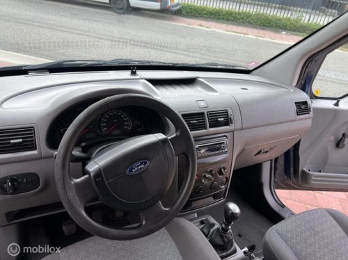 Ford Transit Connect Minicamper | Kompakter Kastenwagen mit Hubdach Ford Transit Connect Minicamper | Kompakter Kastenwagen Foto: 23
