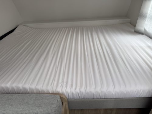 Caravelair Alba 400 FIXED BED DINETTE AWNING photo: 4