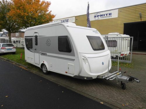 Knaus Sudwind 450 FU Rangierhilfe und Kassettenmarkise!