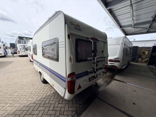 Hobby De Luxe 400 SF Awning, Seating Area Transverse bed photo: 15