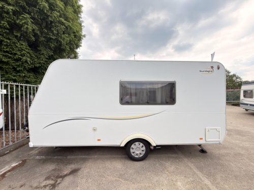 Sunlight Njoy 42 D +mover+awning+Bike rack photo: 2