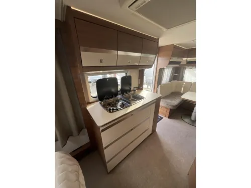 Dethleffs Nomad 530 DR FRENCH BED-MOVER-AWNING  photo: 7