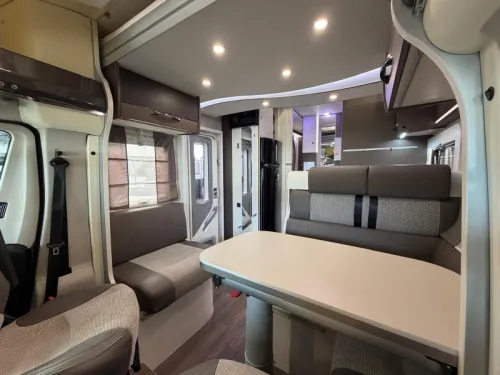 Chausson Welcome 728 EB French bed Pop-top roof 42000 km photo: 12