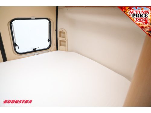 Adria Twin 2.3 M. Jet Querbett Mittelk&uuml;che L&auml;ngssitzbank Klimaanlage Foto: 14