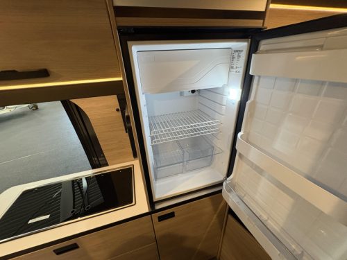 Weinsberg CaraBus 600 MQ edition FIRE / Automatik Foto: 13