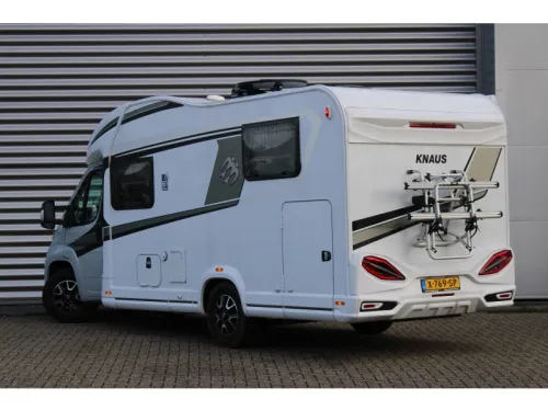 Knaus Sky Wave 60 Years 650 MEG Fiat 140PK L&auml;ngsbetten Foto: 3