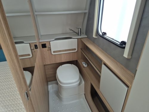 Dethleffs Aero 470 FSK AIRCO | RANGIERHILFE | VERONA Foto: 10