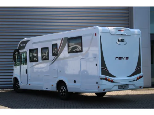 McLouis Nevis 881 NEU Queensbed 140PS Foto: 3