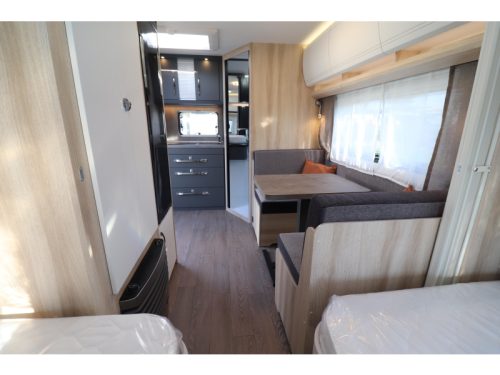 Hobby De Luxe 460 SL MODEL 2027 - 793 Foto: 13