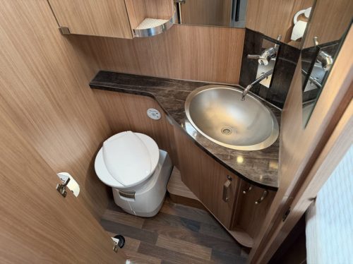 Knaus SKY TI 700 MEG SILVER SELECTION Foto: 13