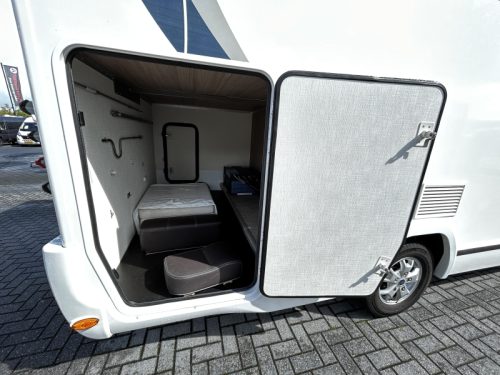 Chausson Flash 714 GA Festbett/Alkoven/Euro6/2017 Foto: 6