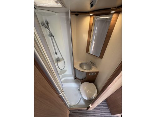 Sun Living Lido 45 M-SL Einzelbetten, Hubdach Foto: 16