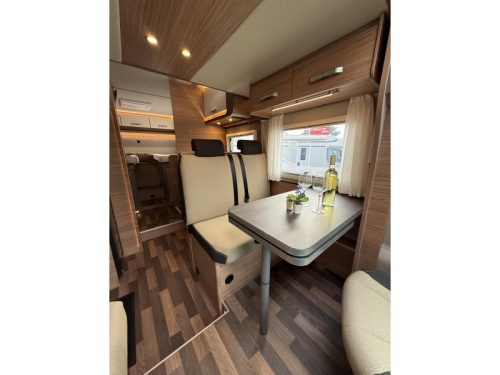 Weinsberg CaraSuite 700 ME Automatic! 180 hp! photo: 12