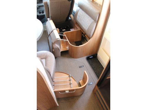 Carthago C-Tourer I 149 LE Single beds Pop-top roof  photo: 67