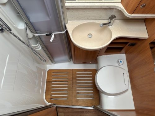 Hymer B 588 DL, only 15249 km! photo: 8