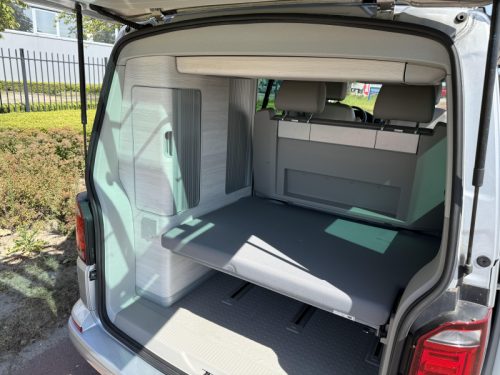Volkswagen T6 California Ocean 2017 150HP 94,000KM photo: 12